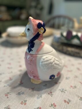 Ceramic Duck Treat Jar - Pink and Navy